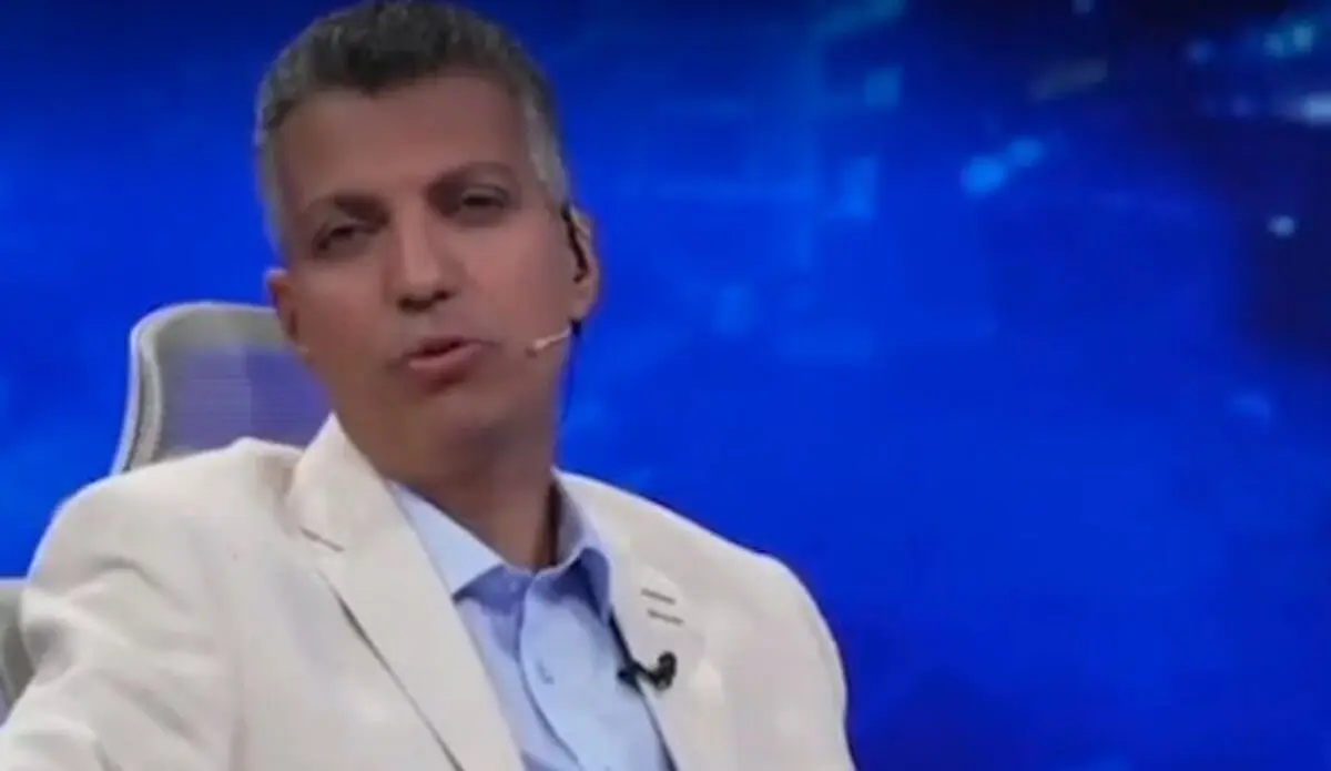 مدیر رسانه‌ای ملوان خطاب به عادل: جز تبریز کجا به شما فحش دادند؟