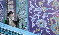 ویدئویی پربازدید از رهبر انقلاب در نماز عید فطر