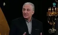  لحظه بوسیدن دست ناصر ممدوح توسط ایرج نوذری