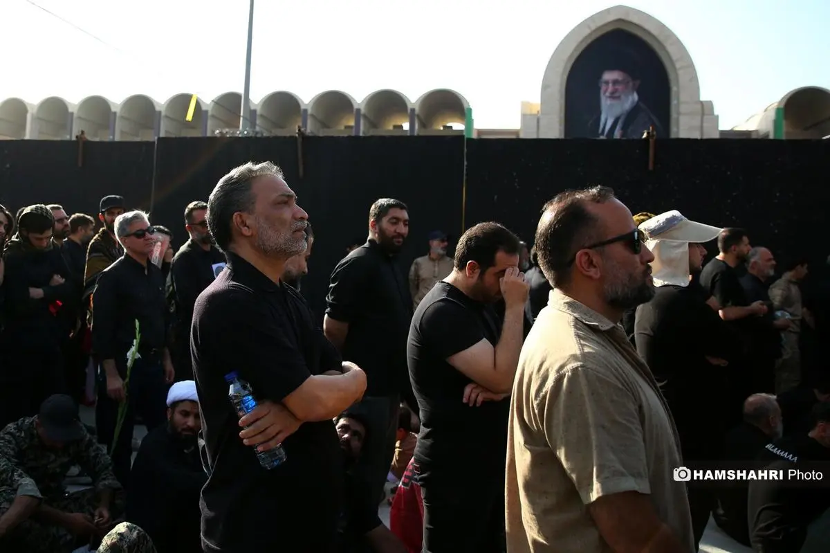 شعار جنگی که در مراسم وداع سر داده شد