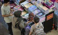 کرومی و لبوبو بازار لوازم التحریر را تسخیر کردند