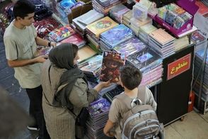 کرومی و لبوبو بازار لوازم التحریر را تسخیر کردند