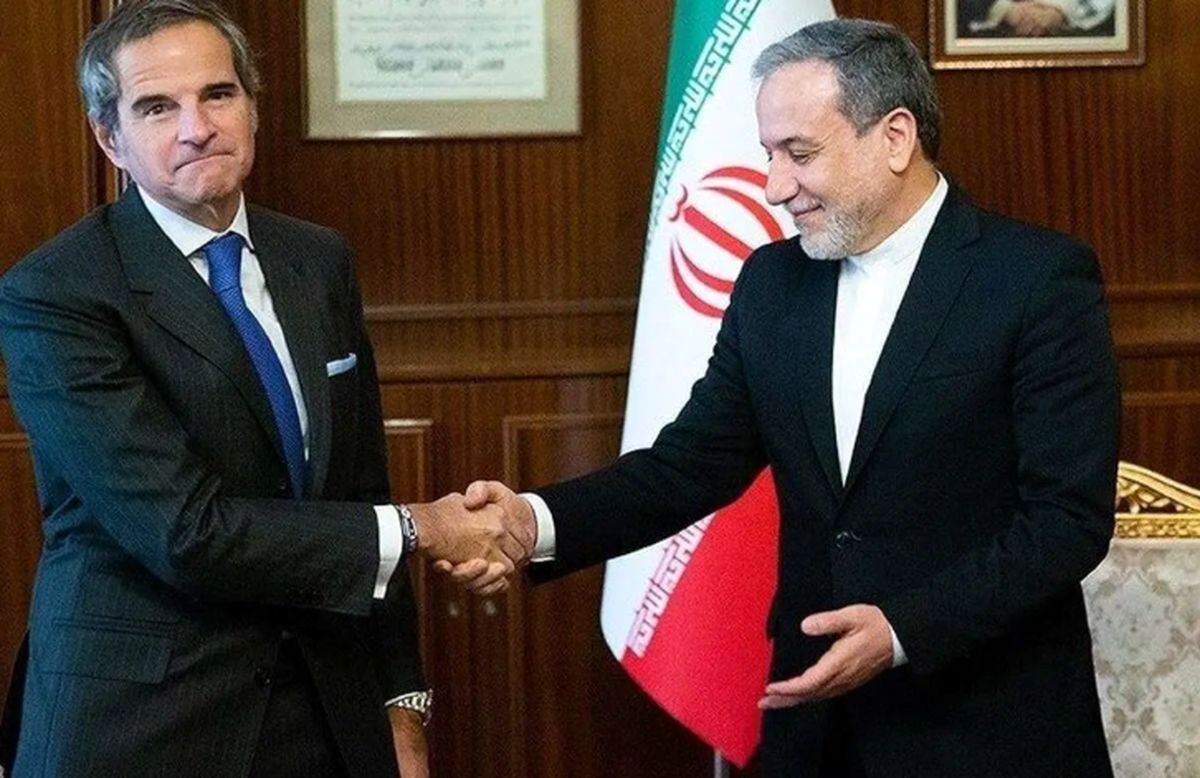 اولین تصاویر از دیدار گروسی و عراقچی در نیویورک