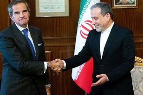 اولین تصاویر از دیدار گروسی و عراقچی در نیویورک