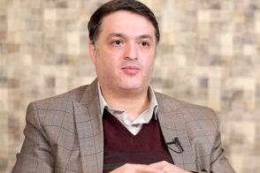 کنایه محمد قوچانی به وحید جلیلی روی آنتن زنده