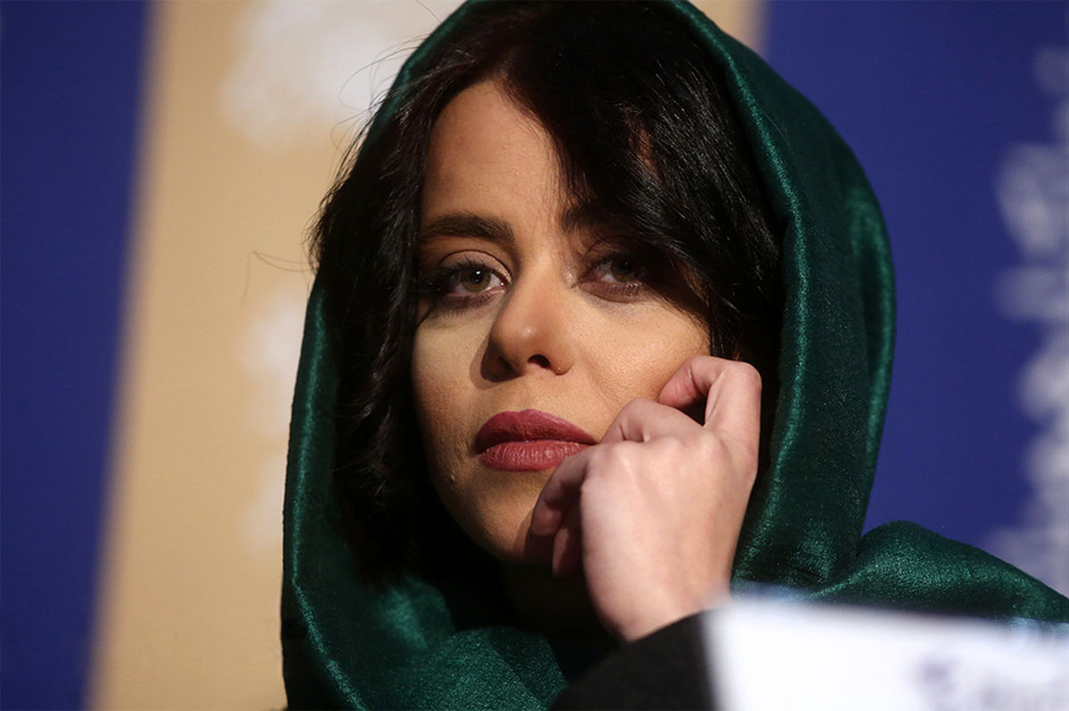 الهام اخوان از عضو تازه خانواده‌اش رونمایی کرد