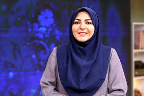 عکس جدید المیرا شریفی‌مقدم در یک مکان مذهبی