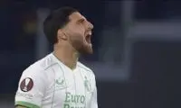 صحنه احساسیِ جهانبخش و سردار آزمون در لیگ اروپا