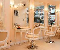 عکسی از جلسه‌ای جالب برای آرایشگاه‌های زنانه در یزد!