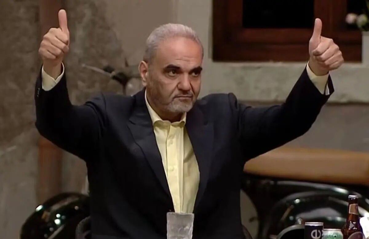 حکم غیرمنتظره جواد خیابانی روی آنتن زنده تلویزیون!