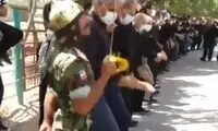 ویدیویی از یک عزادار محرم با لباس نظامی سوژه شد