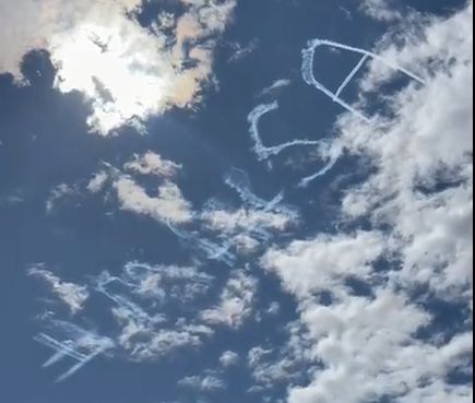 ‏آسمان‌نویسی اسم مهسا در سیدنی