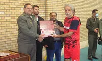 فنونی‌زاده: کاش پرسپولیس هم پارتی داشت، کارت پایان خدمت ۴ماهه بگیرد