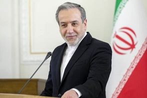 توییت توجه‌برانگیز عراقچی درباره مذاکره با آمریکا