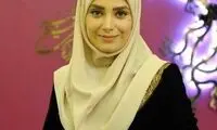 تیپ عجیبِ مجری زن معروف تلویزیون سوژه شد