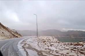 برف شدید جاده‌های این استان‌ها را بست