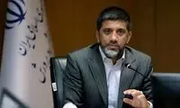 دبیر: دهه ۶۰ در ورزشگاه آزادی گردو فروختم