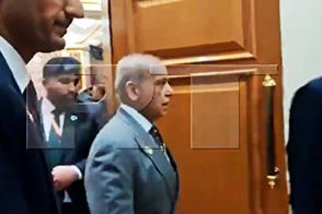 اقدام عجیب نخست‌وزیر پاکستان وسط دیدار پوتین و اردوغان!