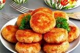 ترفند طلایی برای تهیه کوکو سیب زمینی پنیری ترد و پوک
