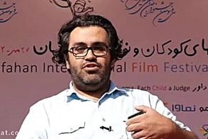 تمجید نویسنده فسیل و هفتاد سی از بهرام افشاری