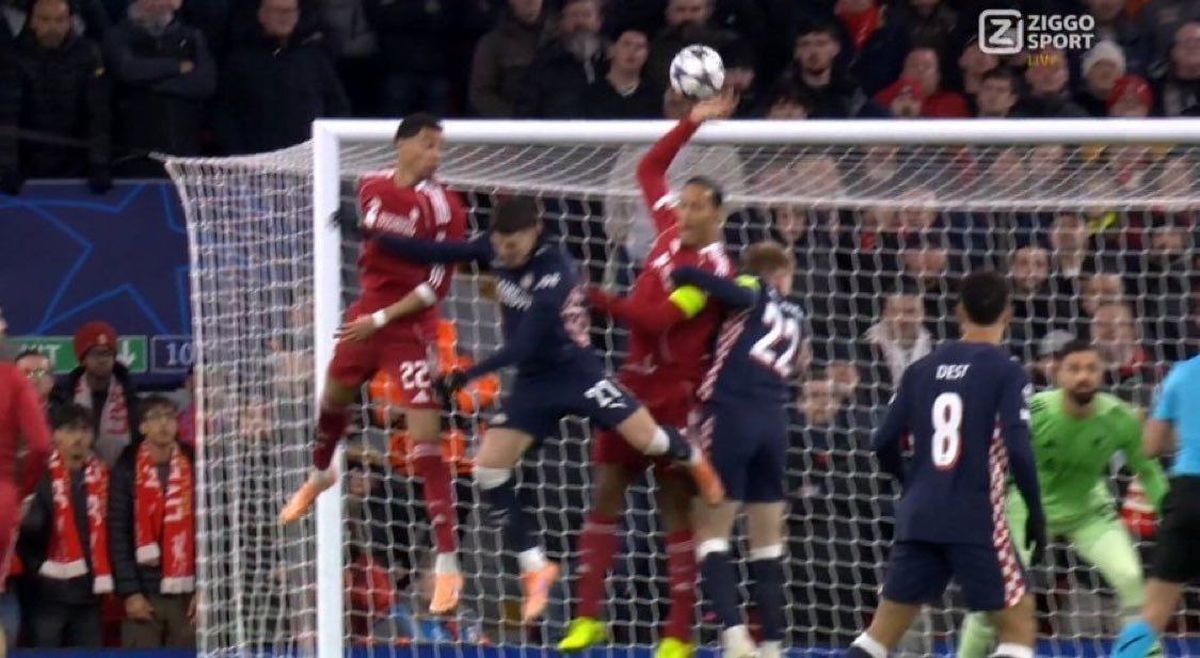 ستاره لیورپول یاد مهدی شیری را برای پرسپولیسی‌ها زنده کرد!