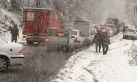 تصاویر زیبا از بارش شدید برف در جاده چالوس