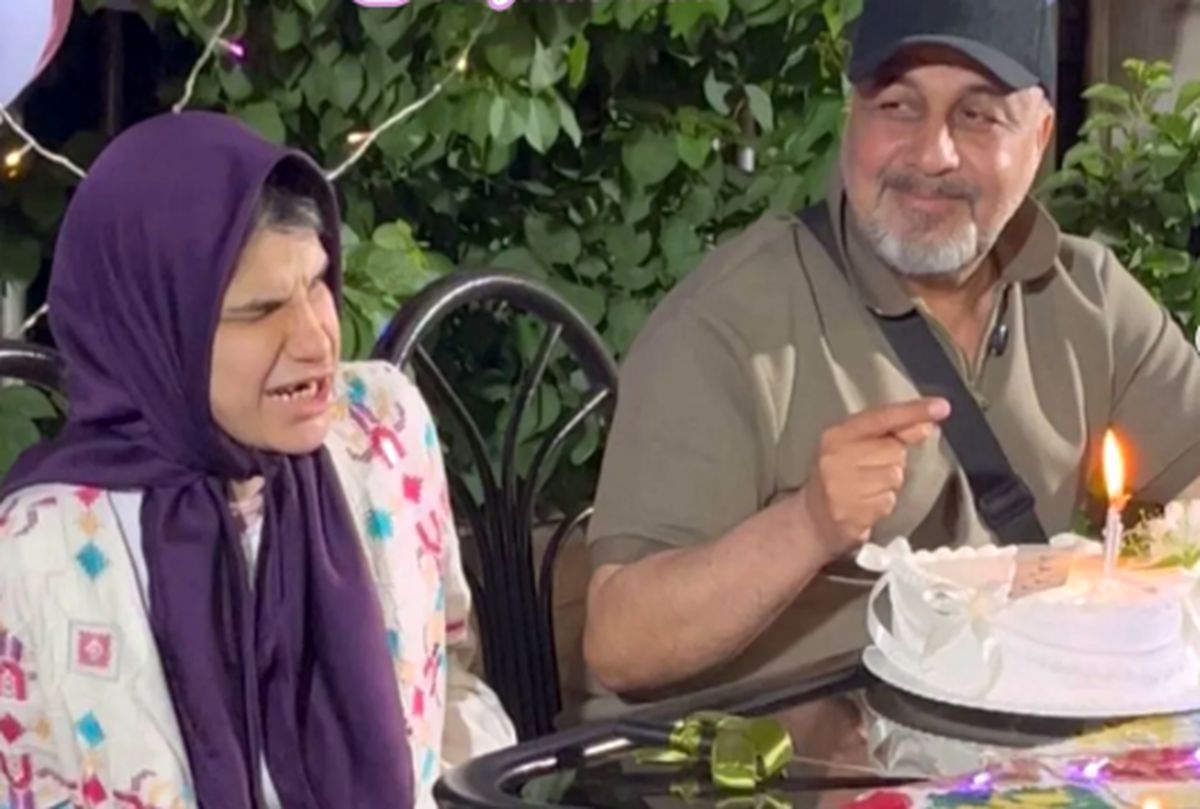   جشن تولد متفاوت رضا عطاران در کنار دختران مشهدی 