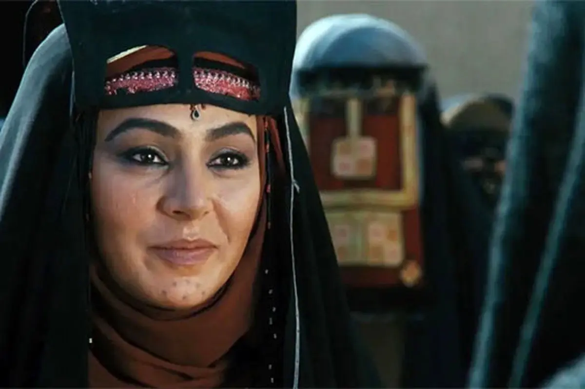 همسر اول مختار می‌خواهد جواهری در قصر باشد!