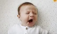 ترفند عجیب یک پدر برای خواباندن نوزادش!