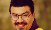 مجری معروف شبکه سه به سیم آخر زد!