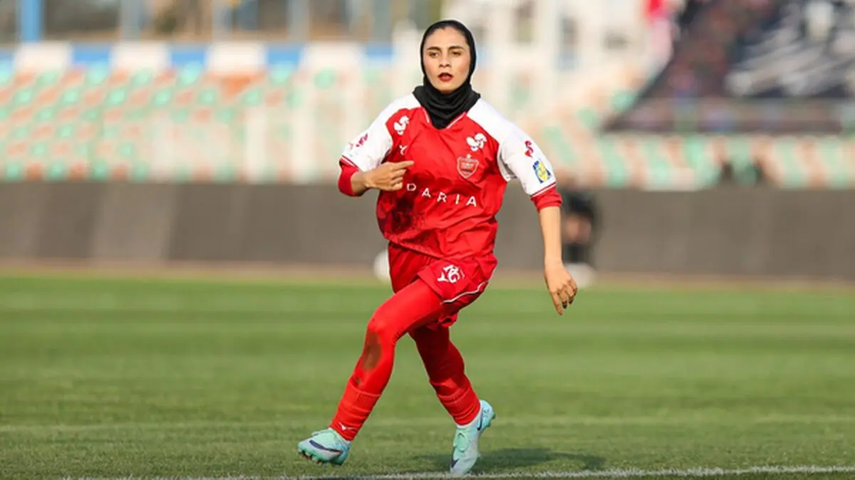 خوشحالی زنان پرسپولیسی‌ پس از فتح اولین دربی