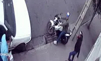 تصادف ساختگی برای سرقت از راننده!