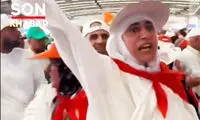 رفتار متفاوت یک زائر زن ایرانی در رمی جمرات