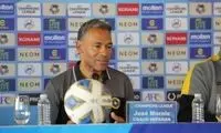 مورایس: هیچ تیمی به تنهایی قهرمان نمی‌شود