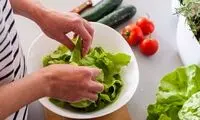 10 خوراکی مفید برای آبرسانی به بدن