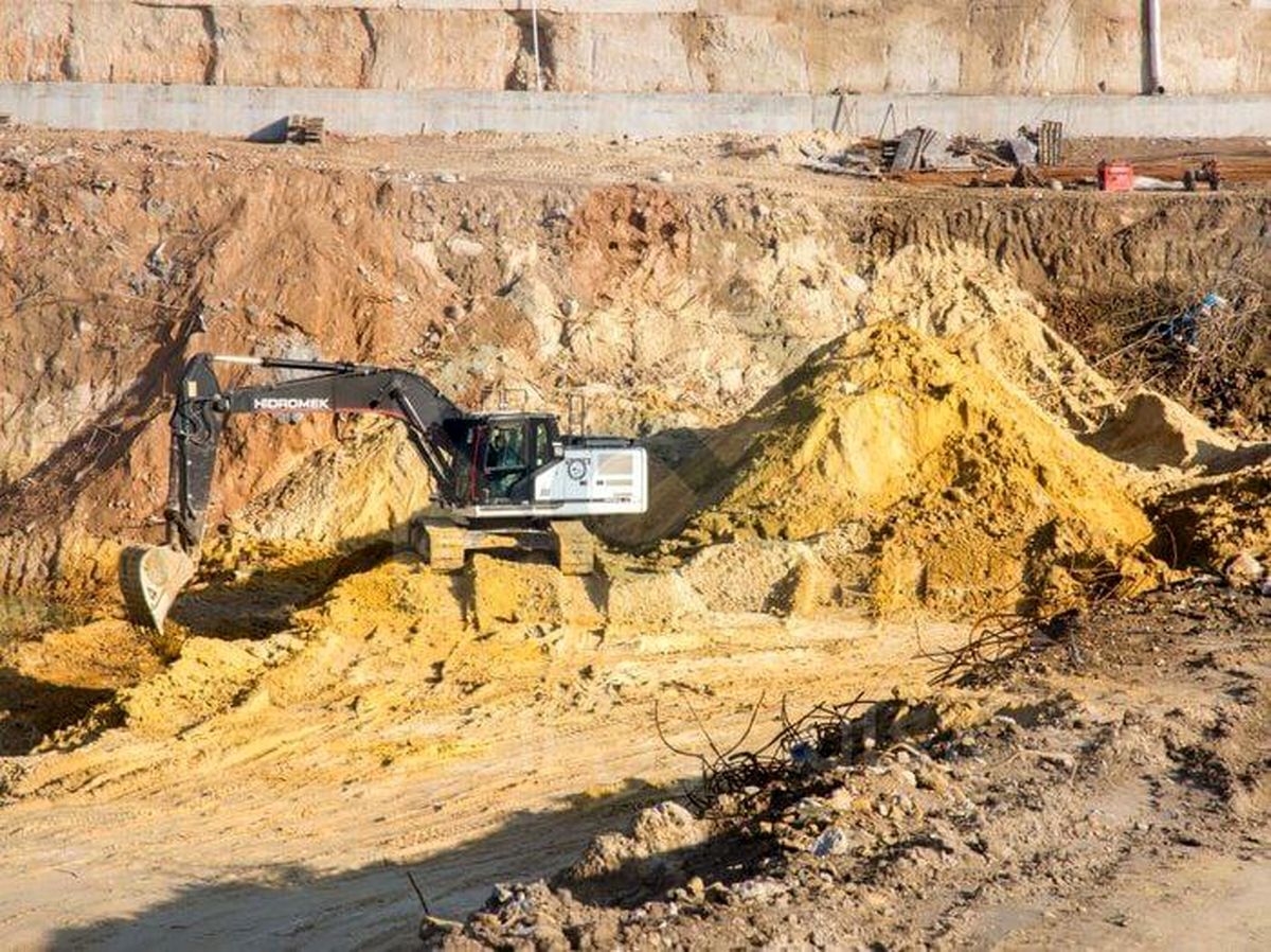 خاک کربلا بعد از 1400سال از عمق 10متری بیرون آمد