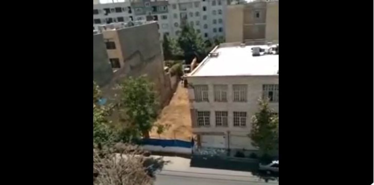 ریزش هولناک ساختمان حین گودبرداری در تبریز
