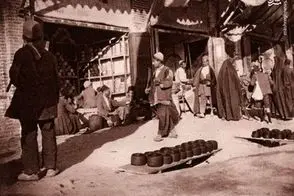 شمایل جالب یک فریم عینک در دوران قاجار