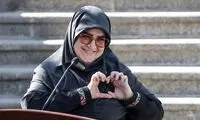 پشت‌پرده ژست قلب مهاجرانی در حیاط دولت