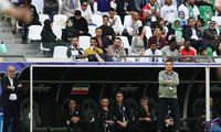فراخوان بازیکن از رستوران و استخرهای دوبی به تیم ملی!