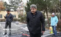 تصویری تلخ از استاد دوبله بر سر مزار پرویز ربیعی 
