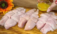طرز تهیه یک غذای متفاوت با ۴ عدد فیله مرغ