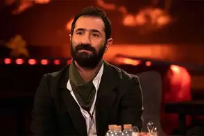 شعارنویسی به دیوار خانه «ایمان صفا» هم رسید!