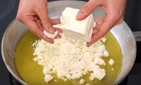 طرز تهیه پنیر برشته معروفِ هوتن شکیبا در سریال تاسیان