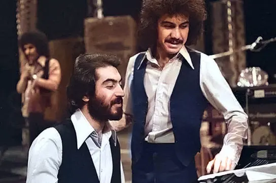 این مرد متولد شد تا به موسیقی ایران ریتم و رنگ بدهد