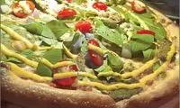 طرز تهیه پیتزا با سس ریحان به همراه آموزش خمیر پیتزا 