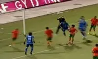 گل اول استقلال به‌خاطر یک پرسپولیسی مردود شد