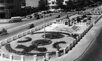 دو زاویه متفاوت و قدیمی از میدان فردوسی تهران 