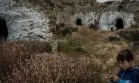 تصاویری از زندگی «غارنشین‌ها» در یک کشور اروپایی