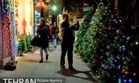 ویترین‌های کریسمسی خیابان میرزای شیرازی ناگهان قایم شدند!